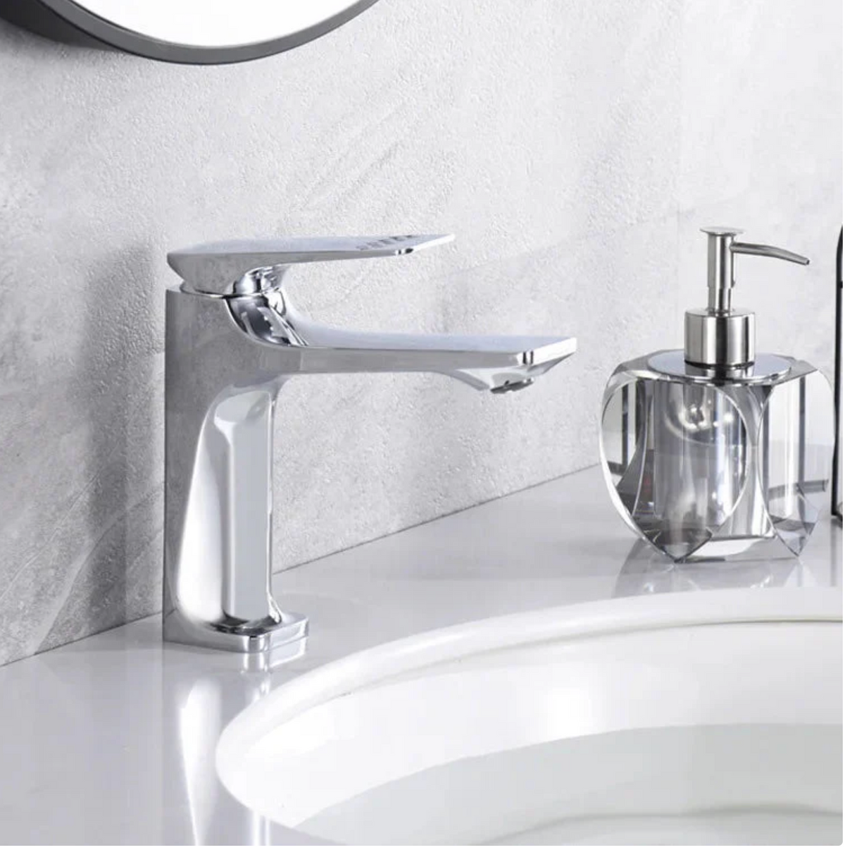 Robinet de salle de bain en laiton