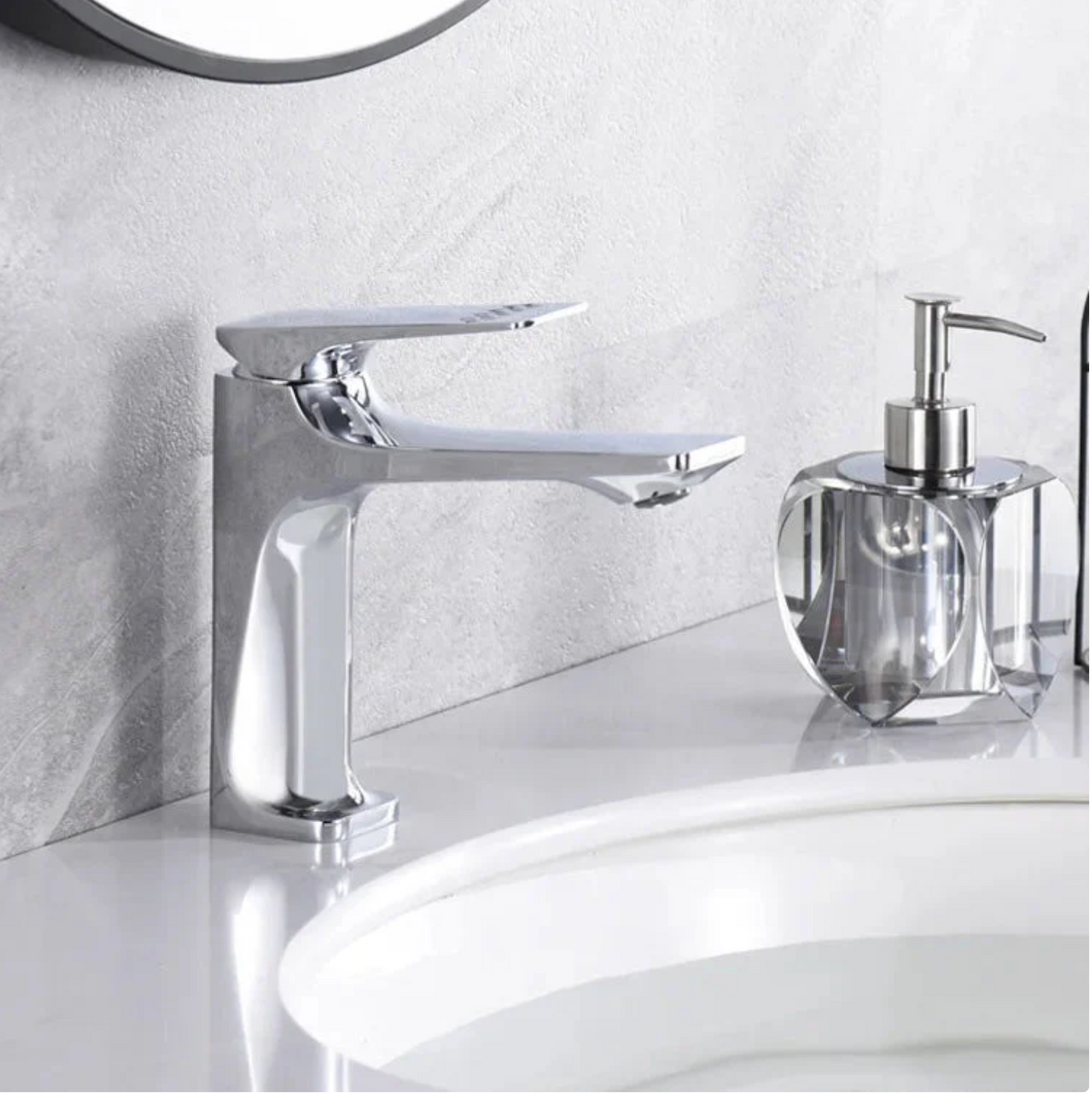 Robinet de salle de bain en laiton
