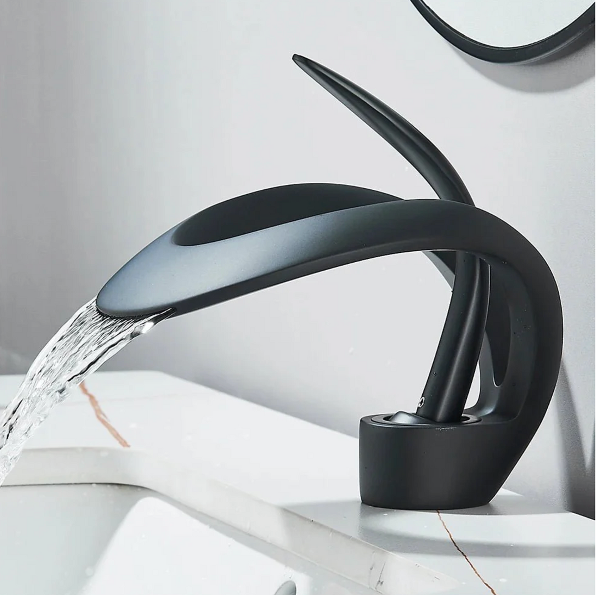 Robinet lavabo cascade design – Mitigeur en laiton durable